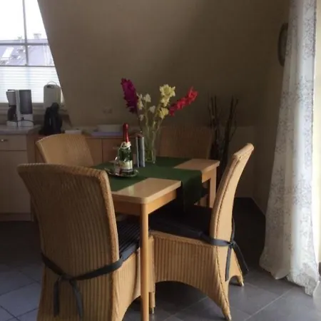 Ferienhaus 28 Og - Ferienwohnung In An Der Mueritz